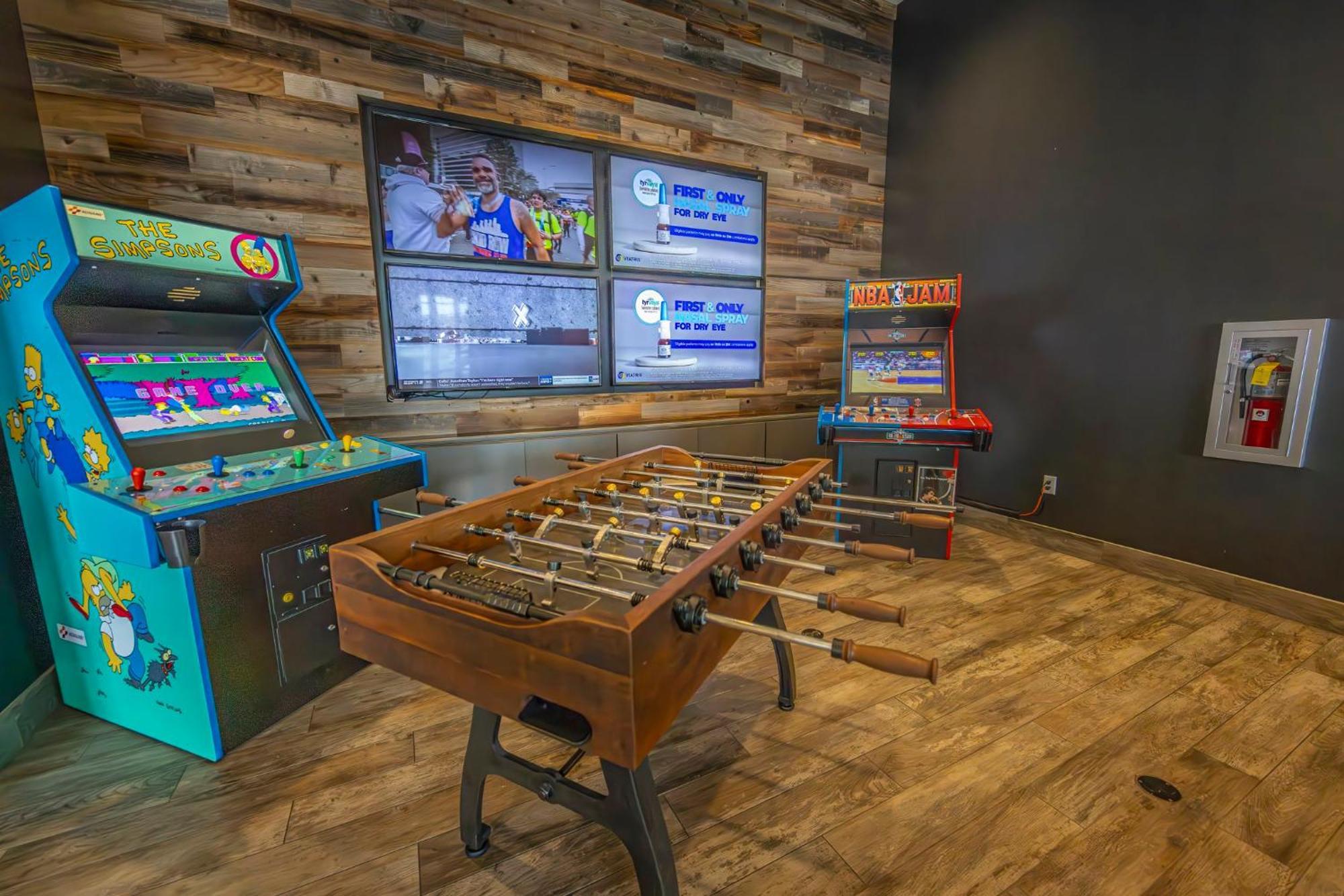 Holiday Inn & Suites Nashville Downtown Broadway מראה חיצוני תמונה