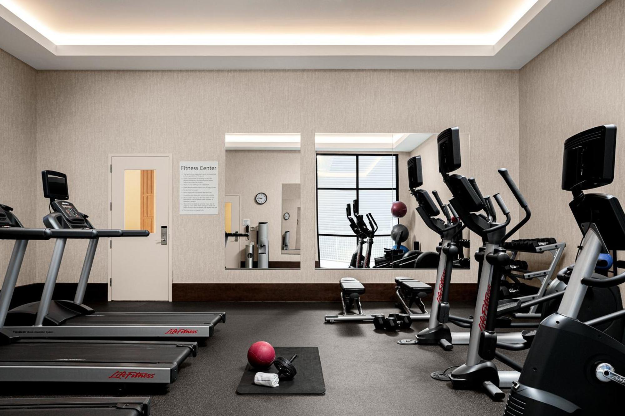 Holiday Inn & Suites Nashville Downtown Broadway מראה חיצוני תמונה